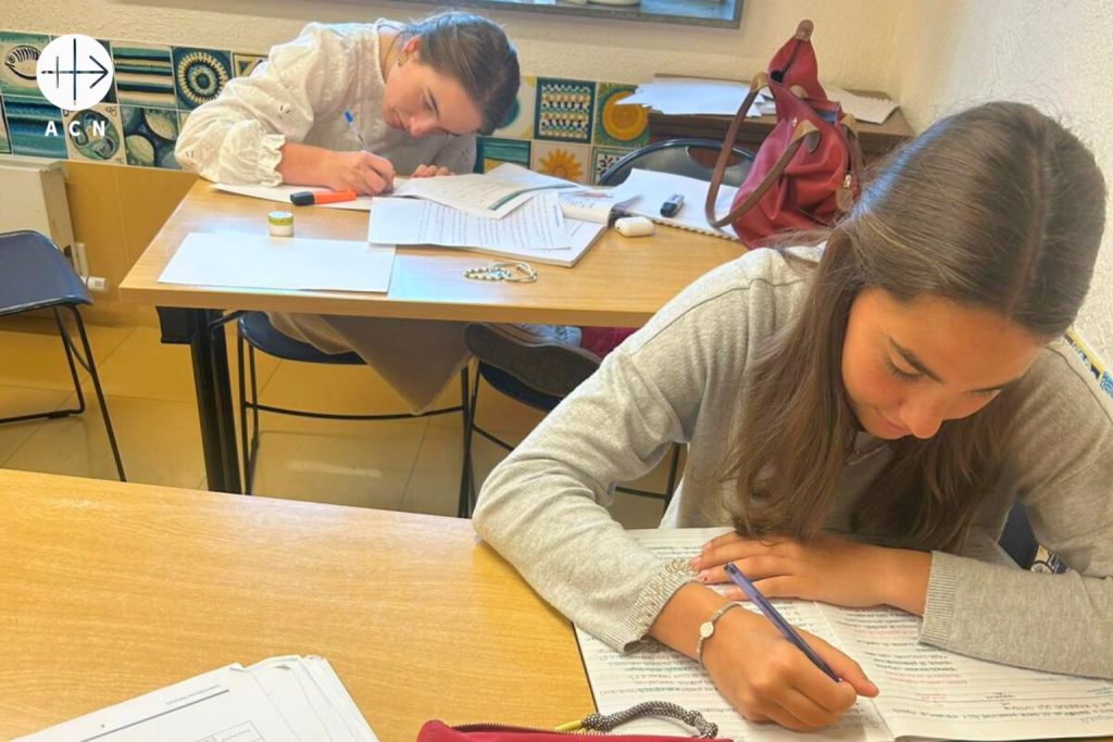 Portugalské študentky prijali výzvu a pomohli ukrajinským deťom