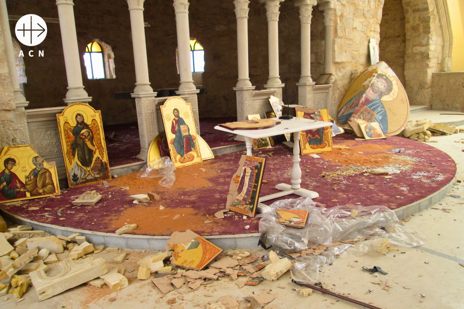 Následky útokov na kresťanské chrámy v sýrskom Homse, 2014