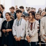 Children from the Ivano-Frankivsk-UCR Archdiocese supported the prayer initiative "Millions of children pray the rosary for unity and peace", which took place on October 18. We sincerely thank the "Church in Need" foundation for this wonderful initiative. May the Lord hear our prayers for unity and peace, may the Lord bless your work and all your good intentions
Children from Ukraine joining the ACN Prayer Campaign "One Million children praying the Rosary 2023".
The Prayer Initiative for Unity and Peace was supported by more than 150 parishes in the Archdiocese of Ivano-Frankivsk, to which 5,000 booklets were distributed.
INTERNATIONAL / INTERNATIONAL 22/01461 ID 2204994
1 Million Children Praying the Rosary, 2022 + 2023